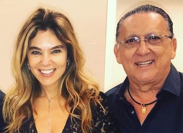 Desirée Soares esposa de Galvão Bueno diz estar tudo bem após comentárista passar mal e precisar ser operado às pressas do coração. Foto: Reprodução Desirée Soares esposa de Galvão Bueno diz estar tudo bem após comentárista passar mal e precisar ser operado às pressas do coração. Foto: Reprodução