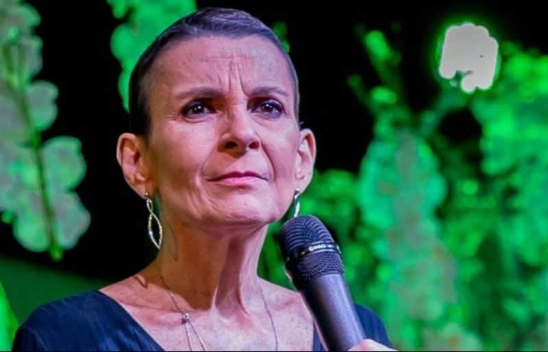 Cantora gospel Ludmilla Ferber, impressiona a todos e diz que acredita no milagre da cura (Foto: Reprodução) Cantora gospel Ludmilla Ferber, impressiona a todos e diz que acredita no milagre da cura (Foto: Reprodução)