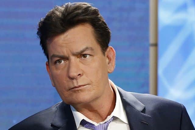 Charlie Sheen (Foto: Reprodução) Charlie Sheen (Foto: Reprodução)