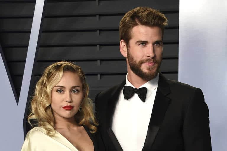 Miley Cyrus e Liam Hemsworth devem oficializar divórcio no dia 31 (Foto: Reprodução) Miley Cyrus e Liam Hemsworth devem oficializar divórcio no dia 31 (Foto: Reprodução)