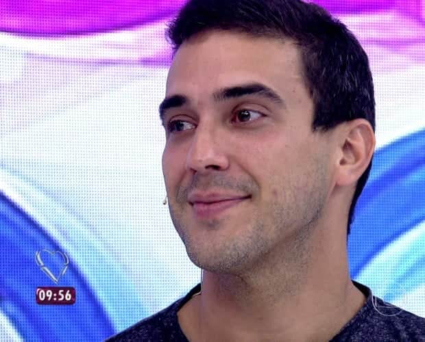 André Marques fala sobre boa forma e explica como é sua relação com à academia (Foto: Reprodução) André Marques fala sobre boa forma e explica como é sua relação com à academia (Foto: Reprodução)