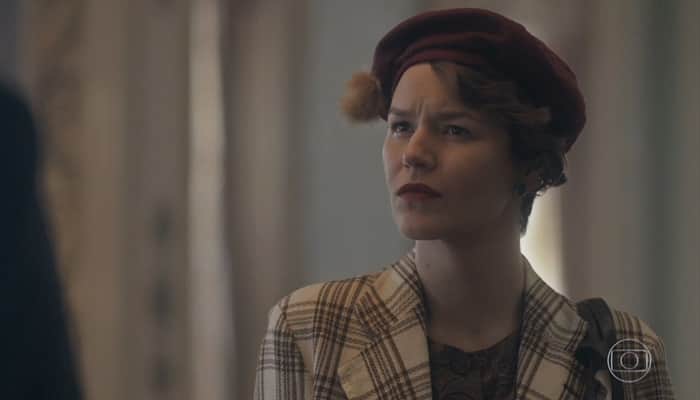 Adelaide (Joana de Verona) provocará surto de Justina (Julia Stockler) na novela das seis da Globo (Foto: Reprodução/Globo) Adelaide (Joana de Verona) provocará surto de Justina (Julia Stockler) na novela das seis da Globo (Foto: Reprodução/Globo)