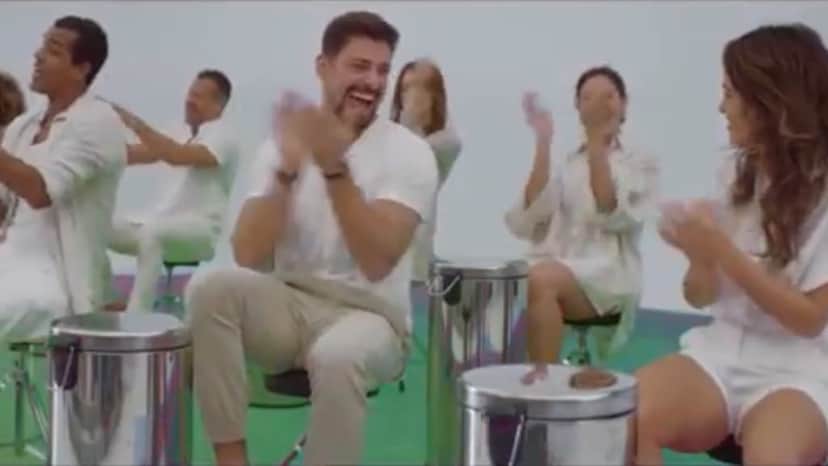Cauã Reymond participa da vinheta de fim de ano da Globo (Imagem: Reprodução) Cauã Reymond participa da vinheta de fim de ano da Globo (Imagem: Reprodução)