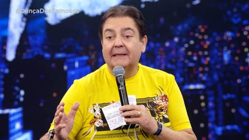 Faustão coloca Aline Riscado na fogueira e pergunta sobre seu relacionamento com Gabigol (Montagem: TV Foco) Faustão coloca Aline Riscado na fogueira e pergunta sobre seu relacionamento com Gabigol (Montagem: TV Foco)
