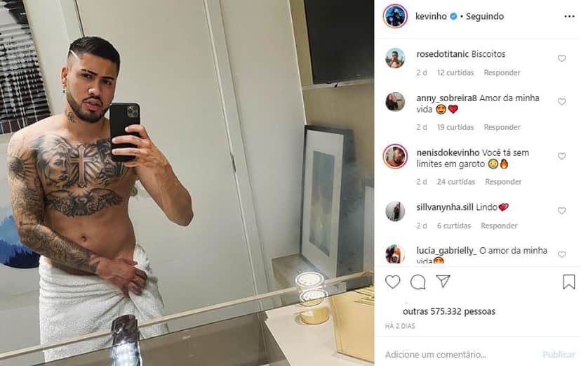 Kevinho publica foto de toalha Kevinho publica foto de toalha