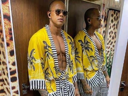 O famoso cantor de axé, Léo Santana se envolveu em diversas polêmicas ligadas ao seu belo corpão durante o ano de 2019, vem cá ver (Foto: Reprodução/Instagram) O famoso cantor de axé, Léo Santana se envolveu em diversas polêmicas ligadas ao seu belo corpão durante o ano de 2019, vem cá ver (Foto: Reprodução/Instagram)