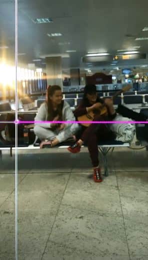 A famosa dupla sertaneja Maiara e Maraísa fez um show daqueles no aeroporto (Foto: Reprodução/Instagram) A famosa dupla sertaneja Maiara e Maraísa fez um show daqueles no aeroporto (Foto: Reprodução/Instagram)