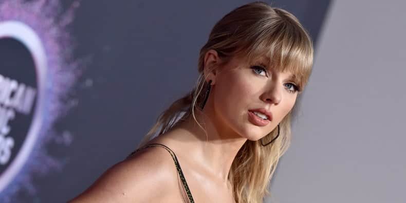 Taylor Swift lidera lista de cantores mais bem pagos do mundo (Foto: Reprodução) Taylor Swift lidera lista de cantores mais bem pagos do mundo (Foto: Reprodução)