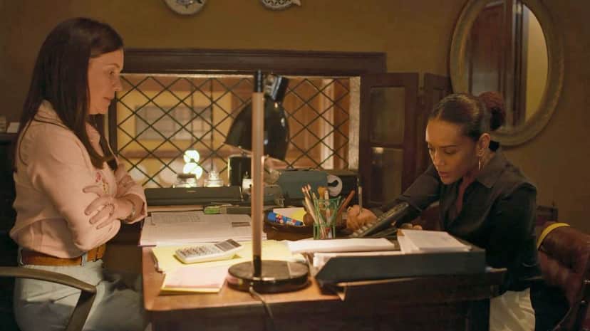 Amor de Mãe Thelma e Vitória discutem sobre venda de imóvel (Imagem: Reprodução: Globo) Amor de Mãe Thelma e Vitória discutem sobre venda de imóvel (Imagem: Reprodução: Globo)