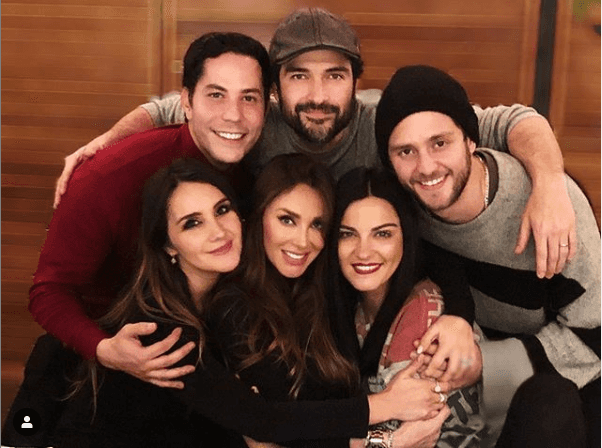 RBD juntos novamente (Foto: Reprodução) Anahi RBD juntos novamente (Foto: Reprodução) Anahi
