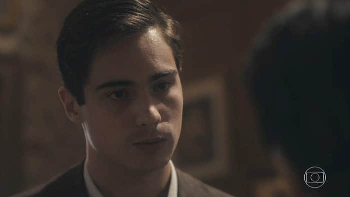 Carlos, personagem de Danilo Mesquita, em Éramos Seis, novela das seis da Globo (Foto: Reprodução) Carlos, personagem de Danilo Mesquita, em Éramos Seis, novela das seis da Globo (Foto: Reprodução)
