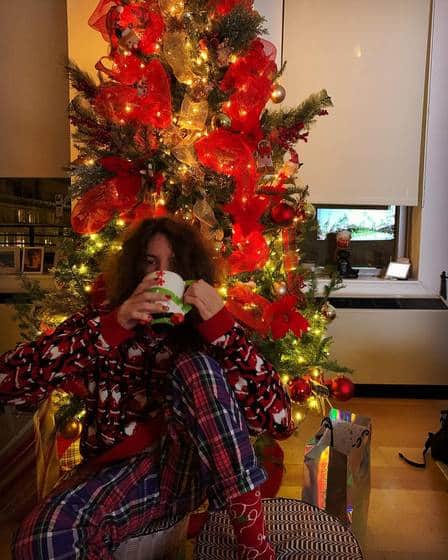 Lucas Jagger, filho de Luciana Gimenez, em seu apartamento, em Nova York (Foto: Reprodução/Instagram) Lucas Jagger, filho de Luciana Gimenez, em seu apartamento, em Nova York (Foto: Reprodução/Instagram)