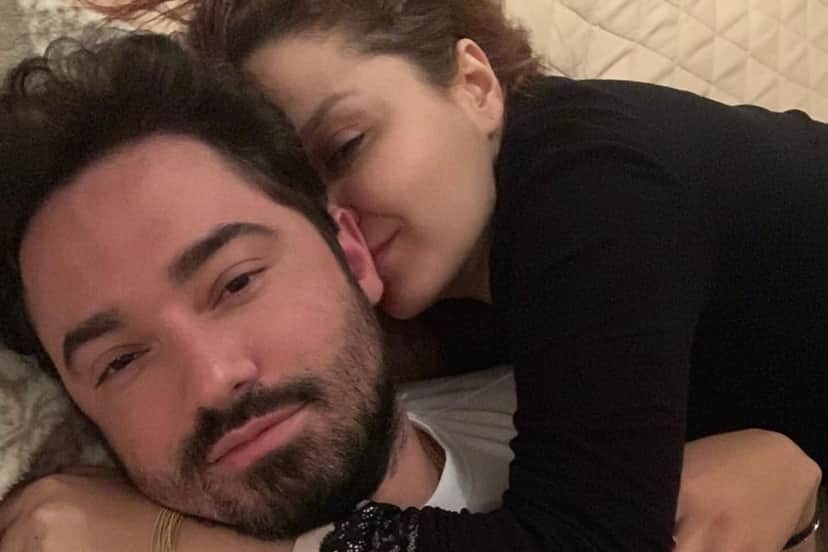 Eita! O famoso cantor Fernando Zor levou uma bronca daquelas da sua namorada, a sertaneja Maiara (Foto: Reprodução/ Instagram) Eita! O famoso cantor Fernando Zor levou uma bronca daquelas da sua namorada, a sertaneja Maiara (Foto: Reprodução/ Instagram)