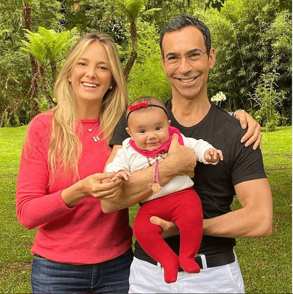 Ticiane Pinheiro, César Tralli e filha (Foto: Reprodução) Ticiane Pinheiro, César Tralli e filha (Foto: Reprodução)