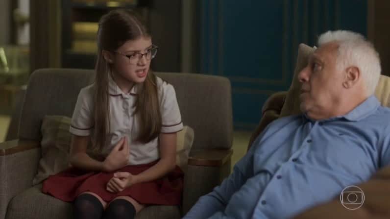 Sofia (Valentina Vieira) e Alberto (Antonio Fagundes) em Bom Sucesso (Foto: Reprodução/Globo) Sofia (Valentina Vieira) e Alberto (Antonio Fagundes) em Bom Sucesso (Foto: Reprodução/Globo)