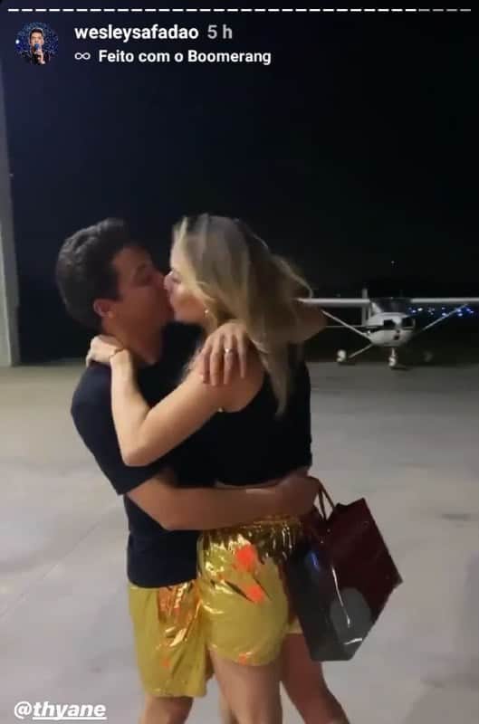 Wesley Safadão e Thyane Dantas foram flagrados aos beijos (Foto: Reprodução/ Instagram) Wesley Safadão e Thyane Dantas foram flagrados aos beijos (Foto: Reprodução/ Instagram)