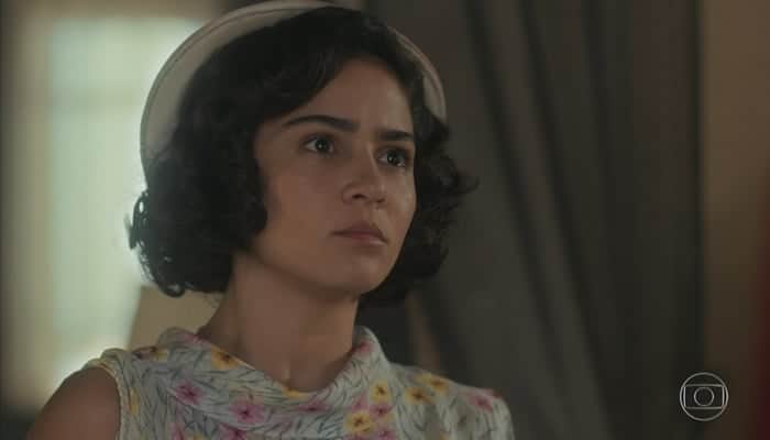 Isabel (Giullia Buscacio) será pressionada pela mãe em Éramos Seis (Foto: Reprodução/Globo) Isabel (Giullia Buscacio) será pressionada pela mãe em Éramos Seis (Foto: Reprodução/Globo)
