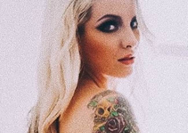 Clara Aguilar ousou em foto em seu Instagram, e apareceu completamente nua, enlouquecendo os marmanjos (Imagem: Reprodução) Clara Aguilar ousou em foto em seu Instagram, e apareceu completamente nua, enlouquecendo os marmanjos (Imagem: Reprodução)