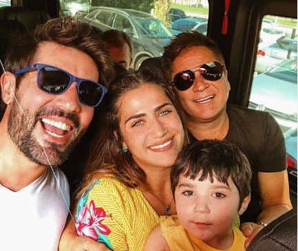 Sandro Pedroso, Jéssica Costa, Leonardo e seu filho Noah (Foto: Reprodução/Instagram) Sandro Pedroso, Jéssica Costa, Leonardo e seu filho Noah (Foto: Reprodução/Instagram)