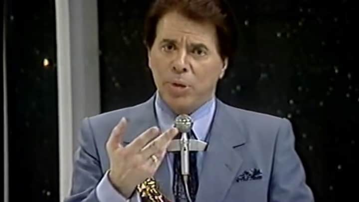 Silvio Santos mandou recado para a Globo em programa do SBT. (Foto: Reprodução/YouTube) Silvio Santos mandou recado para a Globo em programa do SBT. (Foto: Reprodução/YouTube)