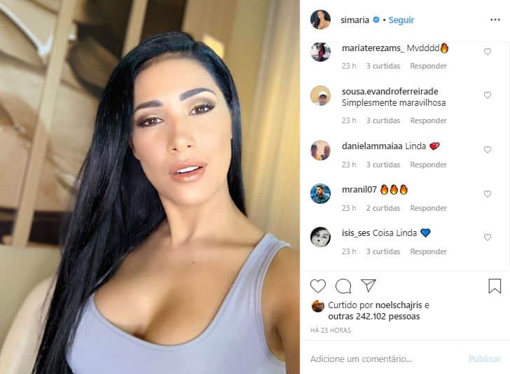 A famosa jurada do The voice, da Globo, Simaria deixou os seus fãs de queixo caído ao esbanjar mostrar sua beleza nas redes sociais (foto: Reprodução/Instagram) A famosa jurada do The voice, da Globo, Simaria deixou os seus fãs de queixo caído ao esbanjar mostrar sua beleza nas redes sociais (foto: Reprodução/Instagram)