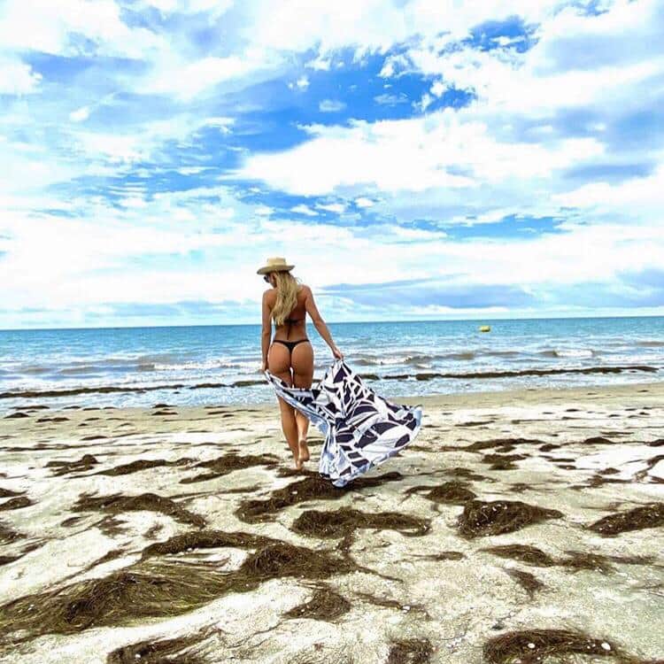 Lívia Andrade Lívia Andrade