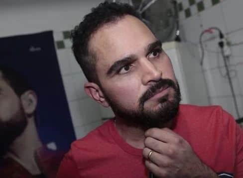 O cantor Luciano Camargo que faz dupla com Zezé, publicou fotos de sua viagem com a família para os Estados Unidos (Imagem: Instagram) O cantor Luciano Camargo que faz dupla com Zezé, publicou fotos de sua viagem com a família para os Estados Unidos (Imagem: Instagram)