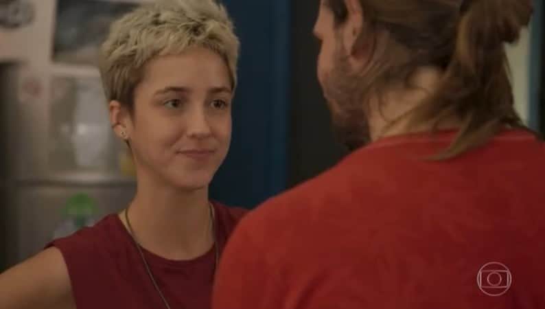 Amanda (Camila Márdila) morrerá em Amor de Mãe (Foto: Reprodução/Globo) Amanda (Camila Márdila) morrerá em Amor de Mãe (Foto: Reprodução/Globo)