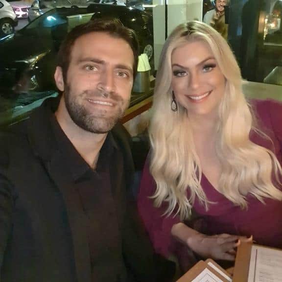 denilson Renata Fan e o namorado Átila Abreu (Reprodução) denilson Renata Fan e o namorado Átila Abreu (Reprodução)