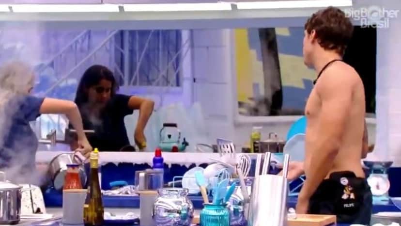 Felipe e Gizelly no BBB 20 (Foto: Reprodução/Twitter) Felipe e Gizelly no BBB 20 (Foto: Reprodução/Twitter)