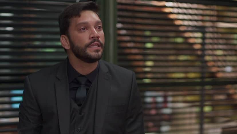 Diogo em cena da novela das 19h, Bom Sucesso (Foto: Reprodução) Diogo em cena da novela das 19h, Bom Sucesso (Foto: Reprodução)