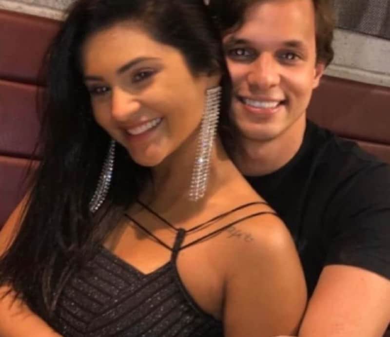 Mileide Mihaile e o novo namorado de 22 anos, Neto Santos (Foto: Reprodução) Mileide Mihaile e o novo namorado de 22 anos, Neto Santos (Foto: Reprodução)
