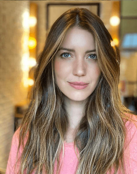 Nathalia Dill como a Manuela, sua nova personagem (Foto: Reprodução) Nathalia Dill como a Manuela, sua nova personagem (Foto: Reprodução)