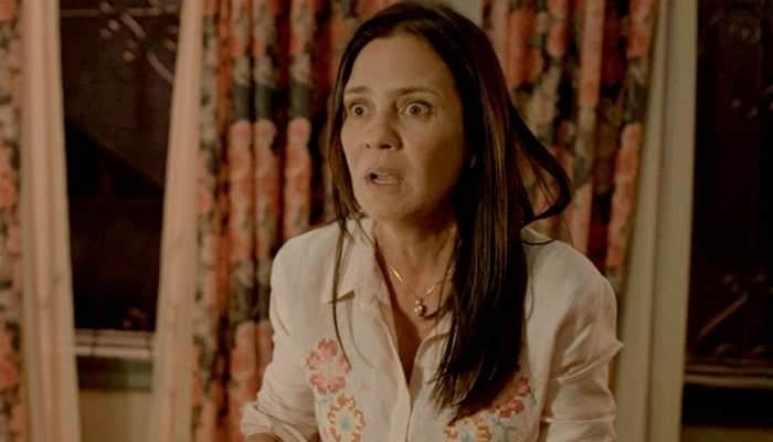 Thelma (Adriana Esteves) terá embate após ser desmascarada pelo filho em Amor de Mãe (Foto: Reprodução/Globo) Thelma (Adriana Esteves) terá embate após ser desmascarada pelo filho em Amor de Mãe (Foto: Reprodução/Globo)