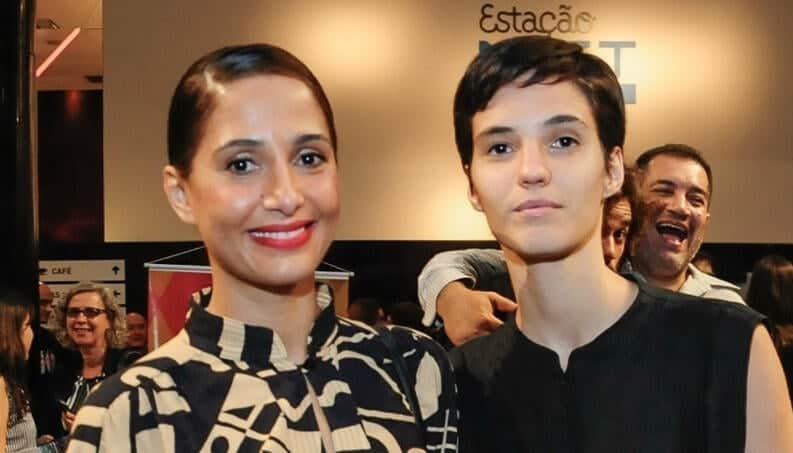 Camila Pitanga e namorada (Foto: AGnews) Camila Pitanga e namorada (Foto: AGnews)
