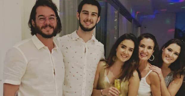 Túlio Gadêlha, Fátima Bernardes e trigêmeos Túlio Gadêlha, Fátima Bernardes e trigêmeos