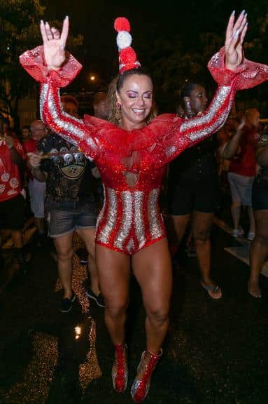 http://tvfoco.uai.com.br/wp-content/uploads/2015/05/Daniela-Mercury.jpg http://tvfoco.uai.com.br/wp-content/uploads/2015/05/Daniela-Mercury.jpg