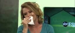 Apresentadora demitida pelo SBT depois de sete anos quebra o silêncio: “Chorei tanto”