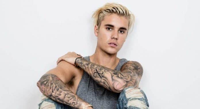 Jornal considera Justin Bieber um fracassado e cria guerra com a web (Foto: Reprodução) Jornal considera Justin Bieber um fracassado e cria guerra com a web (Foto: Reprodução)