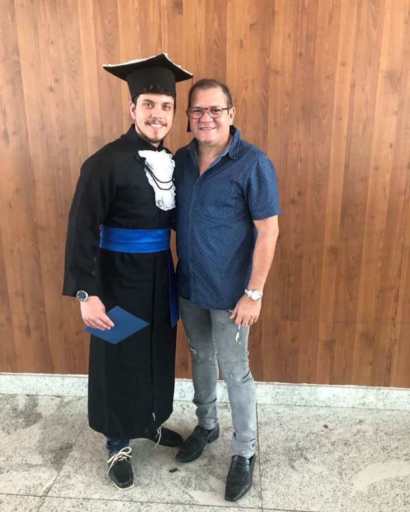 Ximbinha na formatura de Yago Matos (Reprodução) joelma Ximbinha na formatura de Yago Matos (Reprodução) joelma