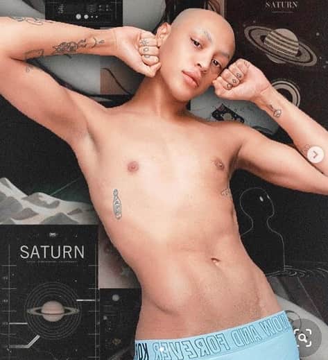 Pabllo Vittar causou ao aparecer apenas de cueca (Foto: Reprodução/Instagram) Pabllo Vittar causou ao aparecer apenas de cueca (Foto: Reprodução/Instagram)