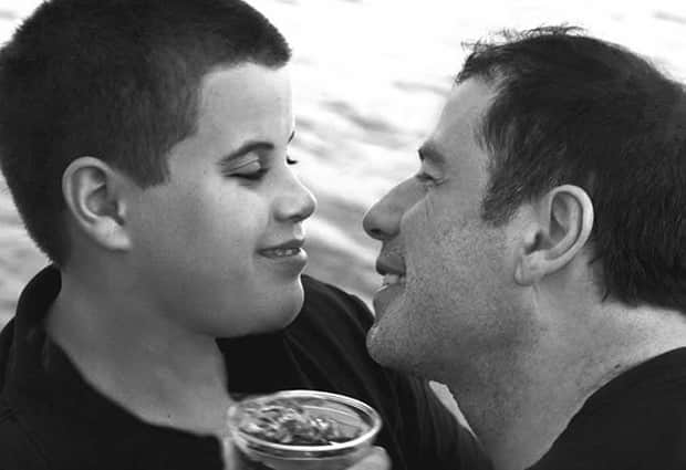 John Travolta publica homenagem no dia que filho, Jett, faria 28 anos de idade - Foto: Reprodução John Travolta publica homenagem no dia que filho, Jett, faria 28 anos de idade - Foto: Reprodução