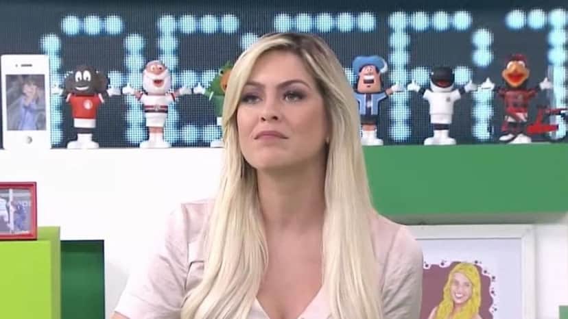 Renata Fan Renata Fan