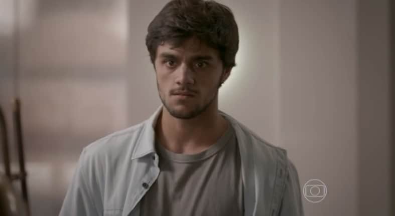 Jonatas quando foi preso injustamente na novela Totalmente Demais Jonatas quando foi preso injustamente na novela Totalmente Demais