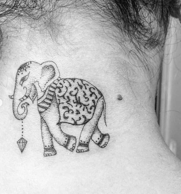 Tatuagem de Giulia Costa (Foto: Reprodução) Tatuagem de Giulia Costa (Foto: Reprodução)