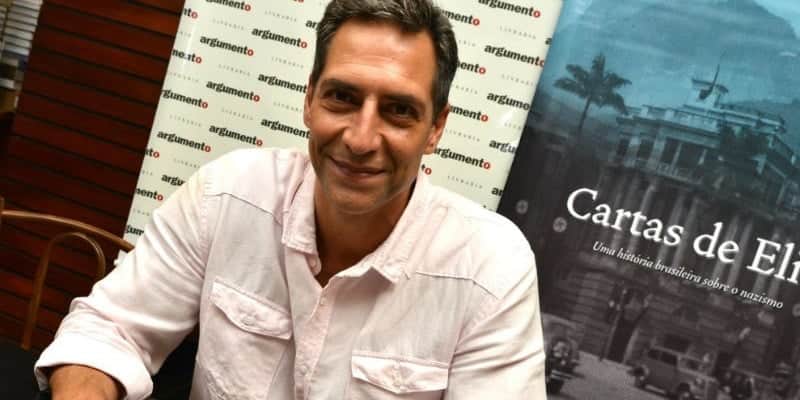 O jornalista no lançamento de seu último livro (Foto: reprodução) O jornalista no lançamento de seu último livro (Foto: reprodução)