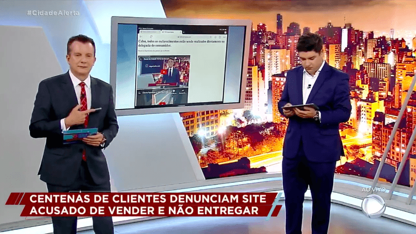 Celso Russomano foi detonado por mulher ao vivo na Record - Foto: Reprodução