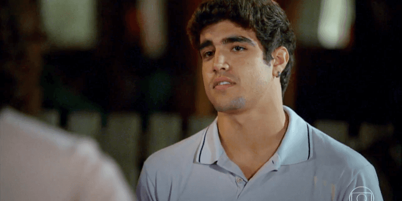 Antenor (Caio Castro) descobre o segredo de Tereza Cristina (Christiane Torloni) em Fina Estampa (Foto: Reprodução/Globo) Antenor (Caio Castro) descobre o segredo de Tereza Cristina (Christiane Torloni) em Fina Estampa (Foto: Reprodução/Globo)