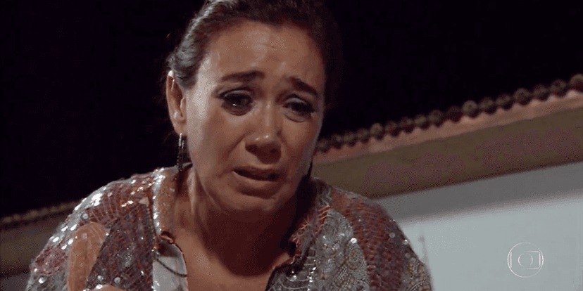 Griselda (Lilia Cabral) verá morte trágica e ficará em choque em Fina Estampa (Foto: Reprodução/Globo) Griselda (Lilia Cabral) verá morte trágica e ficará em choque em Fina Estampa (Foto: Reprodução/Globo)