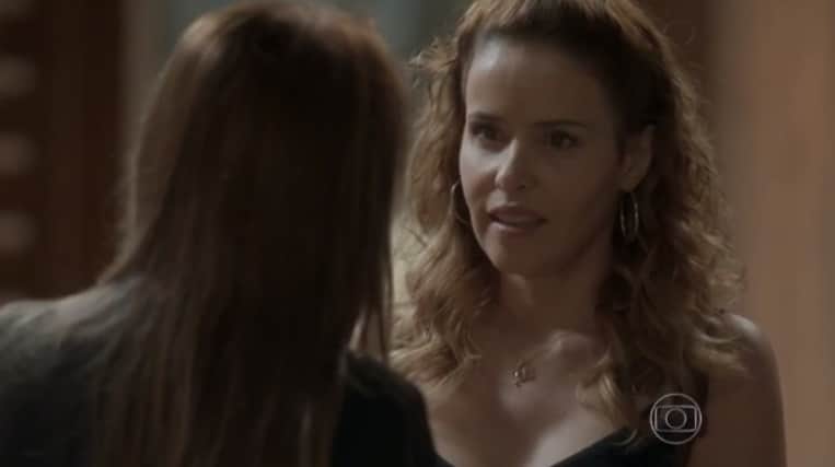 Gilda tem grande pedido para sua ex-patroa Gilda tem grande pedido para sua ex-patroa